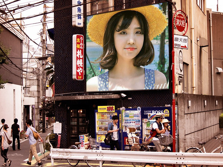 日本札幌街头广告图片合成